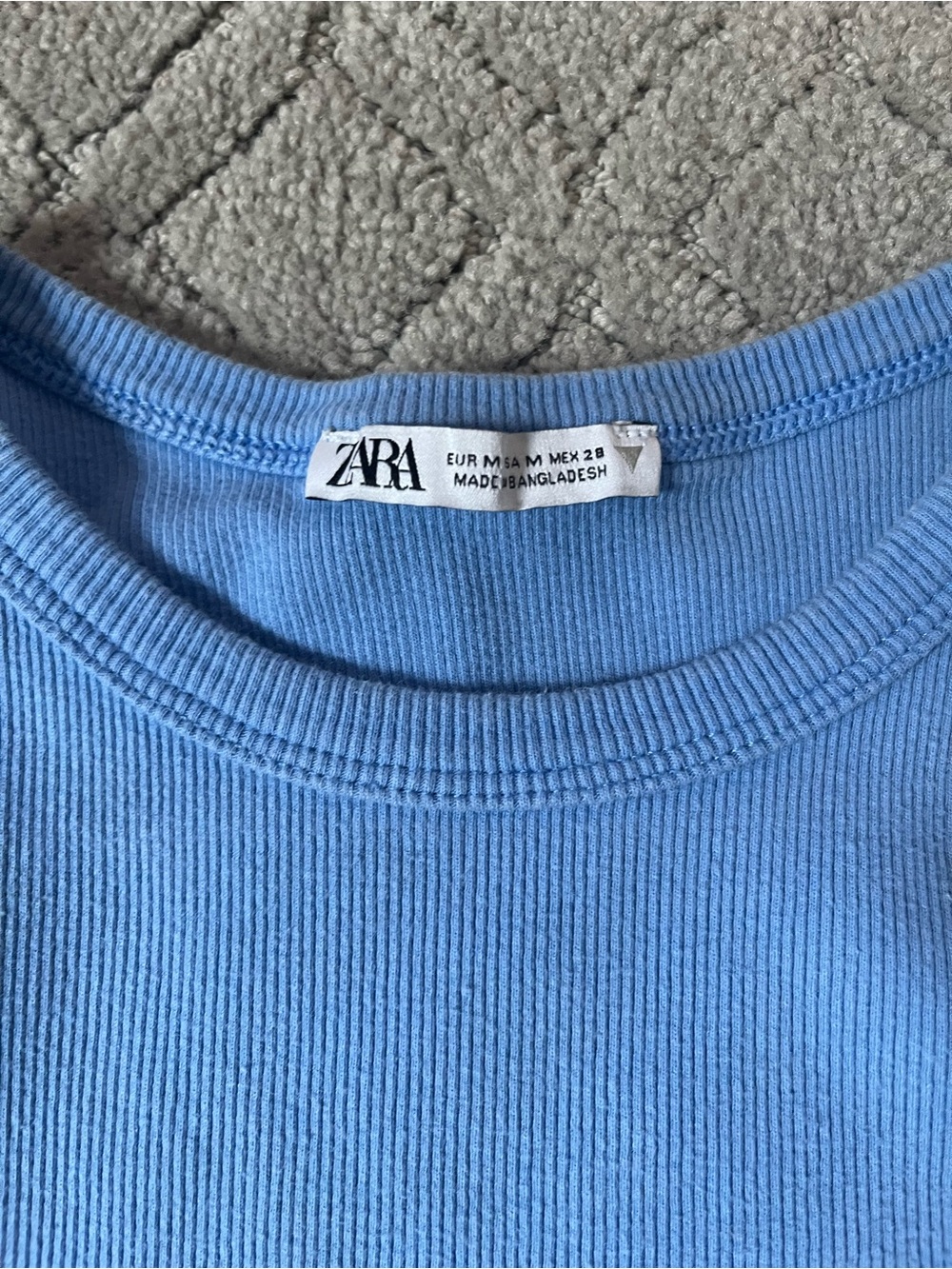 Zara Blue Ribbed Cropped Tank - Picture 2 of 3